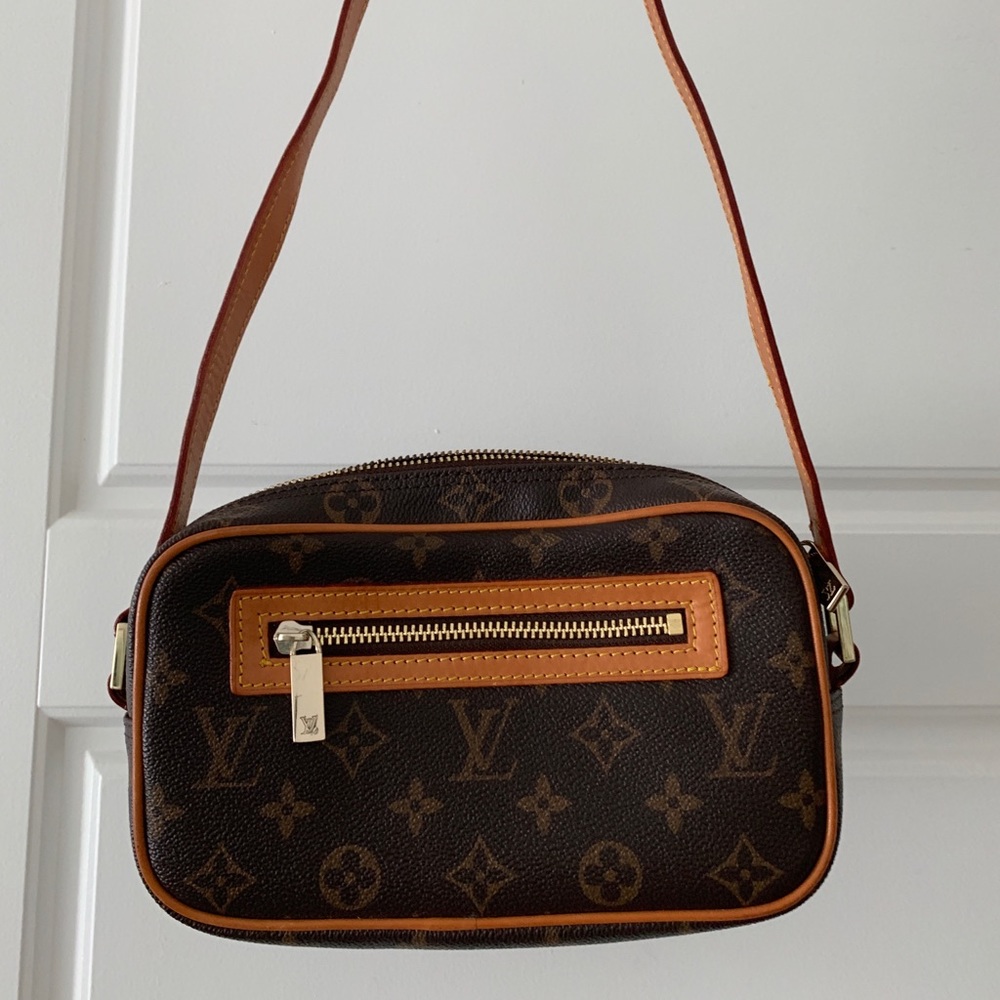 Louis Vuitton purse